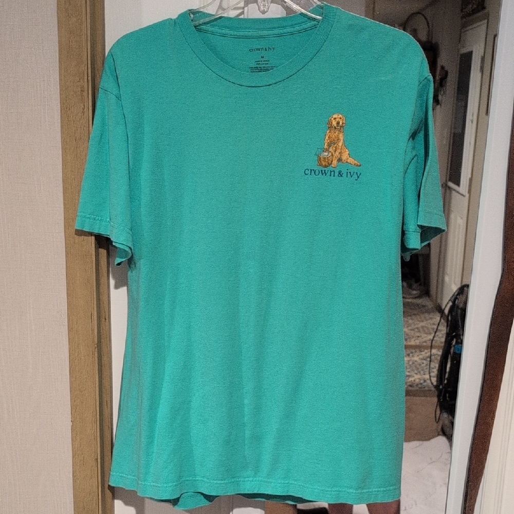 1 Anna Grace T-shirt, 1 Lily Grace T-shirt, 1 Simply Southern, 1 Crown & Ivy